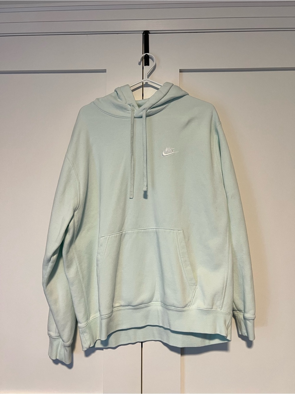 Nike Men’s Mint Green Pullover Hoodie